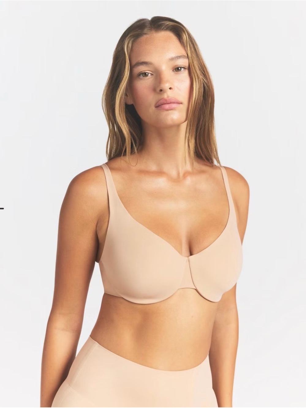 SKIMS minimizer bra 40C